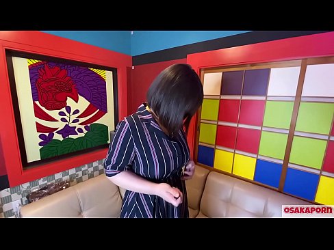 ❤️ Japanese cutie met groot tiete masturbeer met seksspeelgoed en kry 'n orgasme. Sy praat in 'n onderhoud oor haar fokken ervaring. Groot tiete en harige poes wat hard kreun. Osakaporn ❤ Russiese pornografie op af.eggporncomics.ru ❤